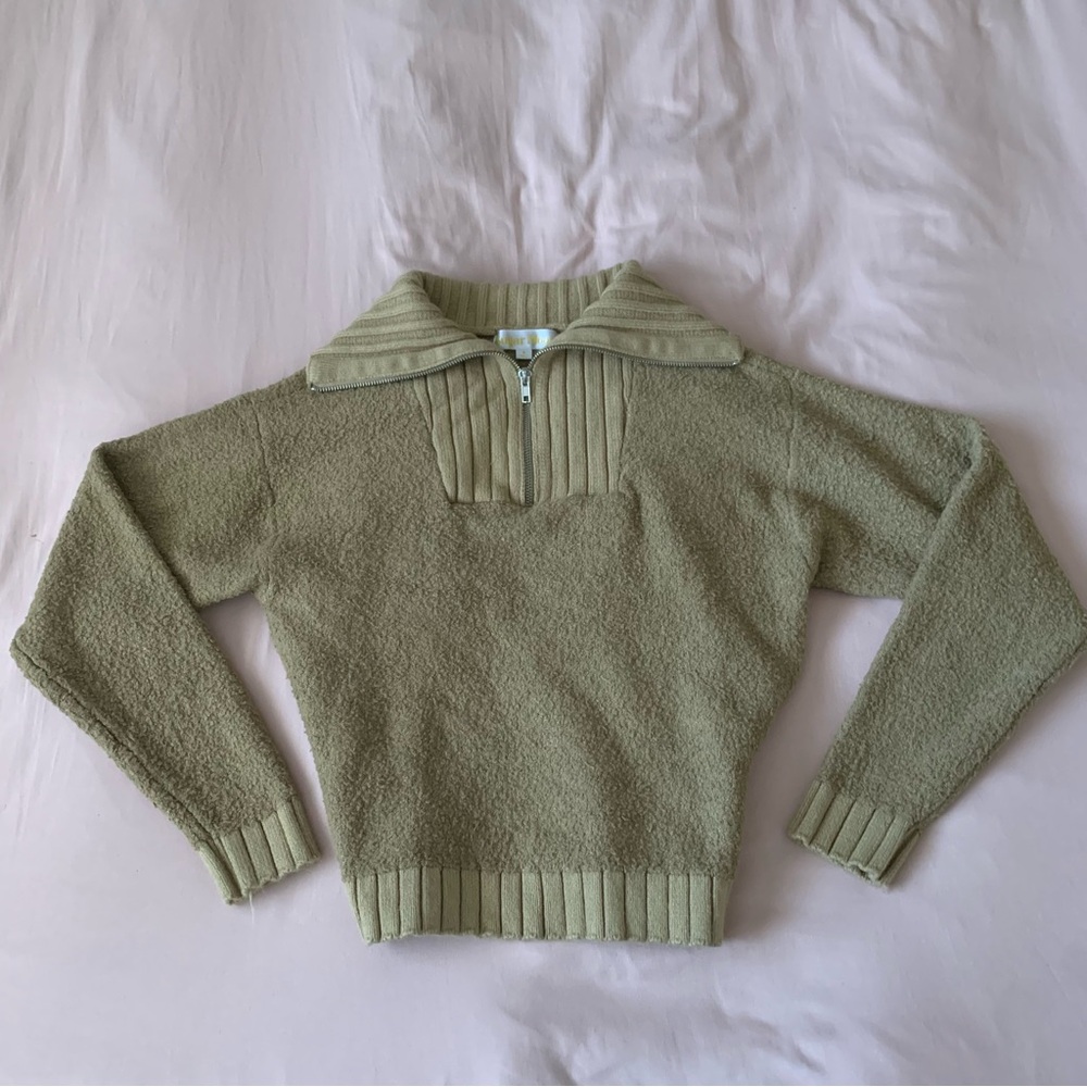Beige Turtle Neck Long sleeve Size Small
